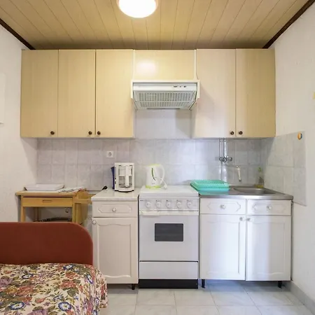 Elza Apartment *