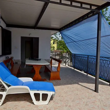 Elza Apartment